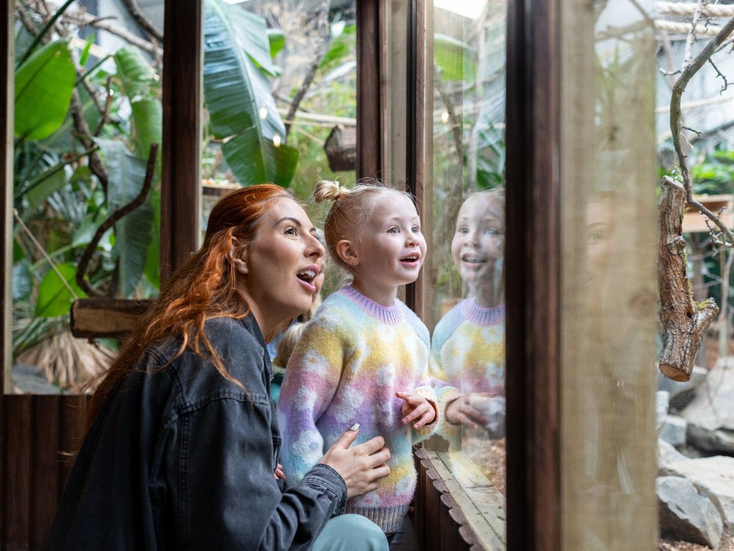 Mother and daughter at the zoo